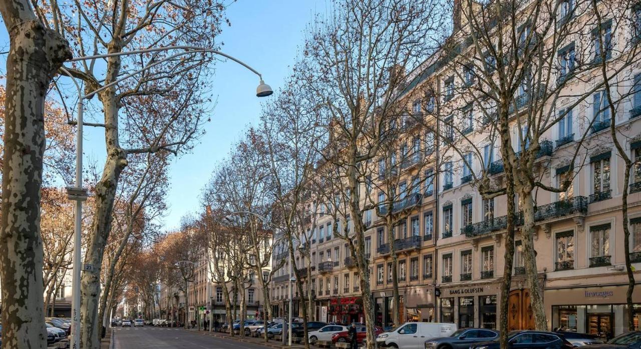 Belges Apartment Lyon Bagian luar foto