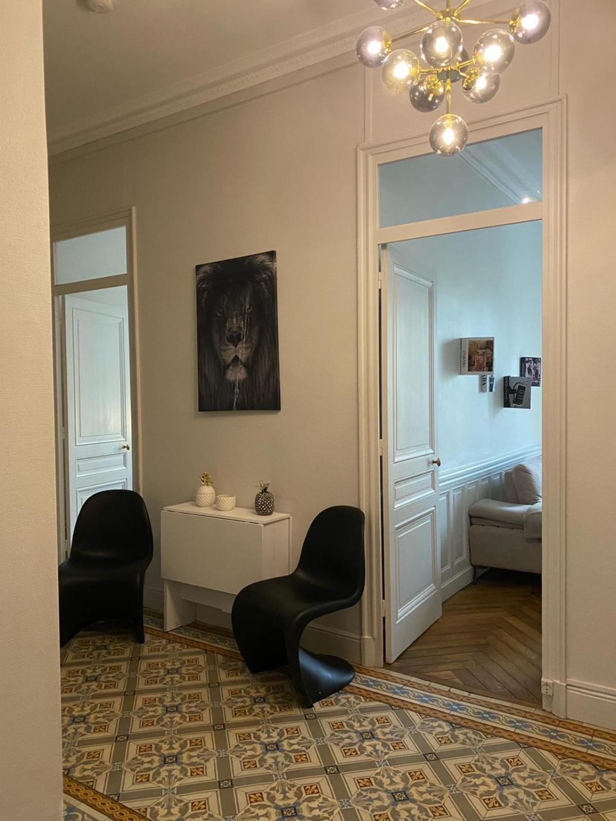 Belges Apartment Lyon Bagian luar foto